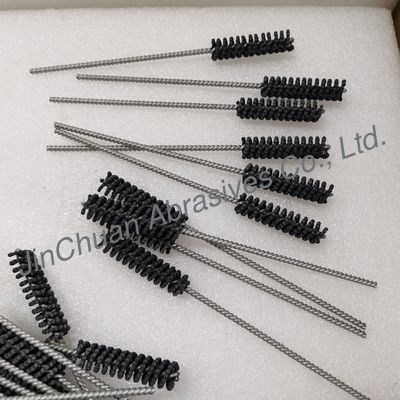 CNC freze makinesi aletlerine monte edilen hassas delik cilalama ve iç delik işleme fırçaları